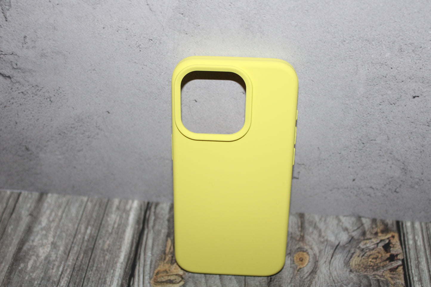 Silicone case | Fluorescent Yellow
